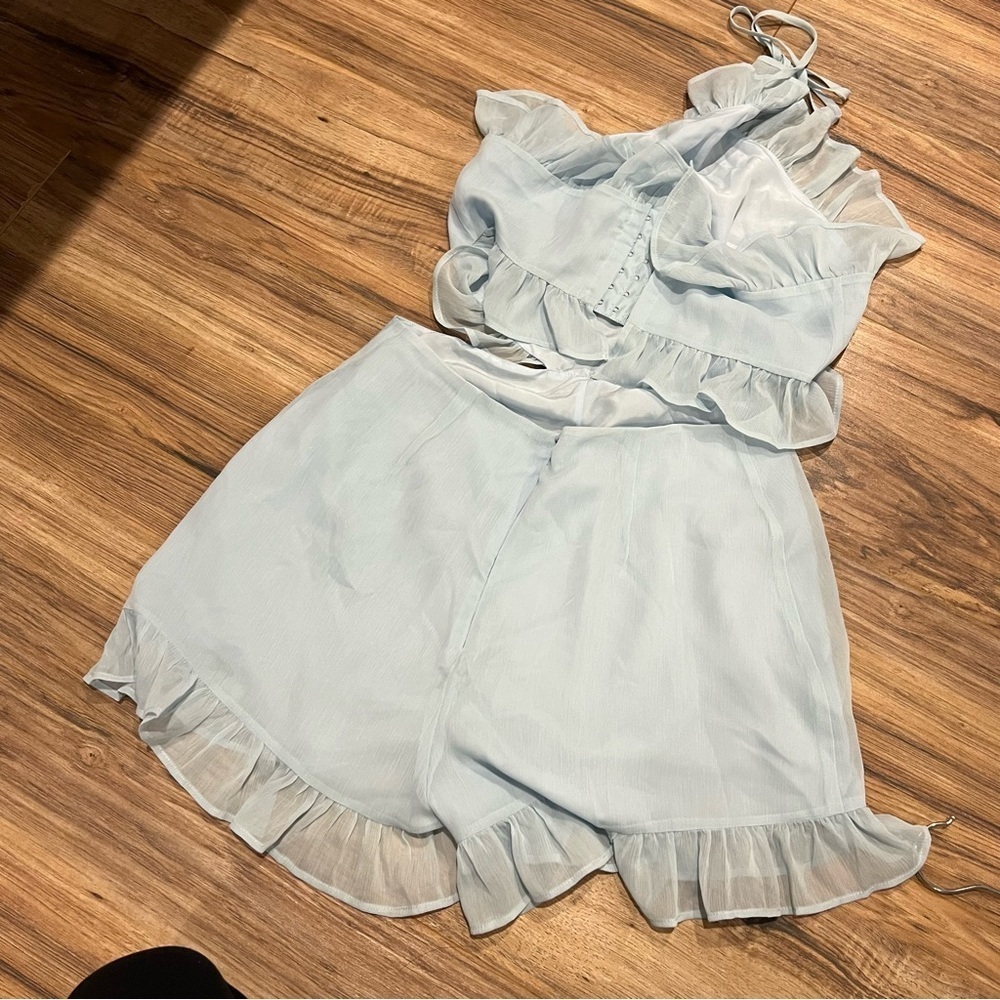 Revolve Tularosa Thea Halter Ruffle Romper in Baby Blue - Picture 4 of 10